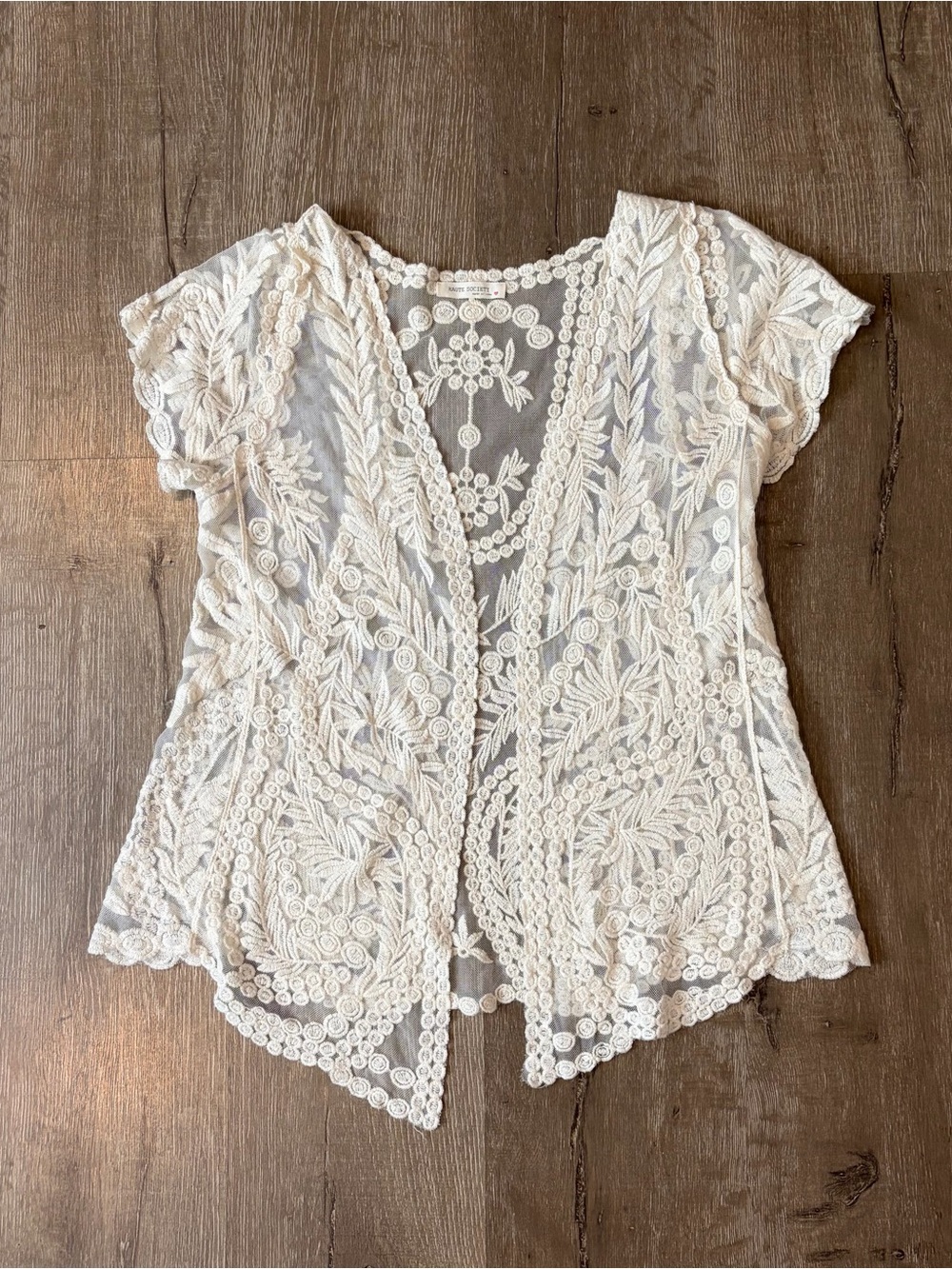 Sheer Embroidered Lace Short Sleeve Top - Cream Sz Small